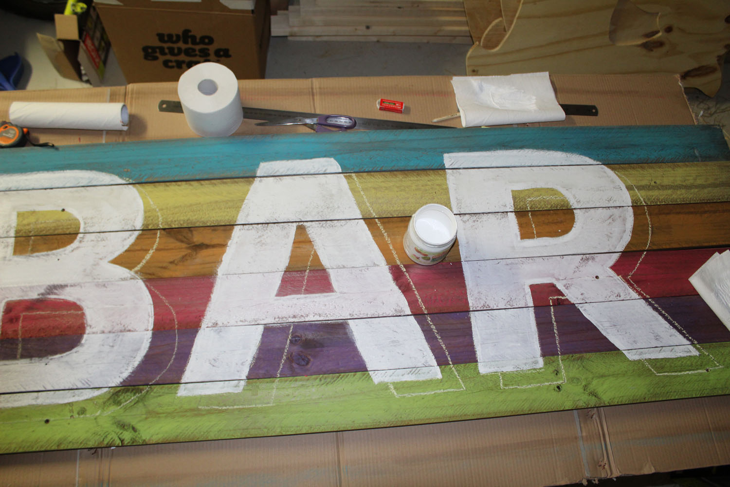 Tutorial – How to make a Rustic Bar Sign