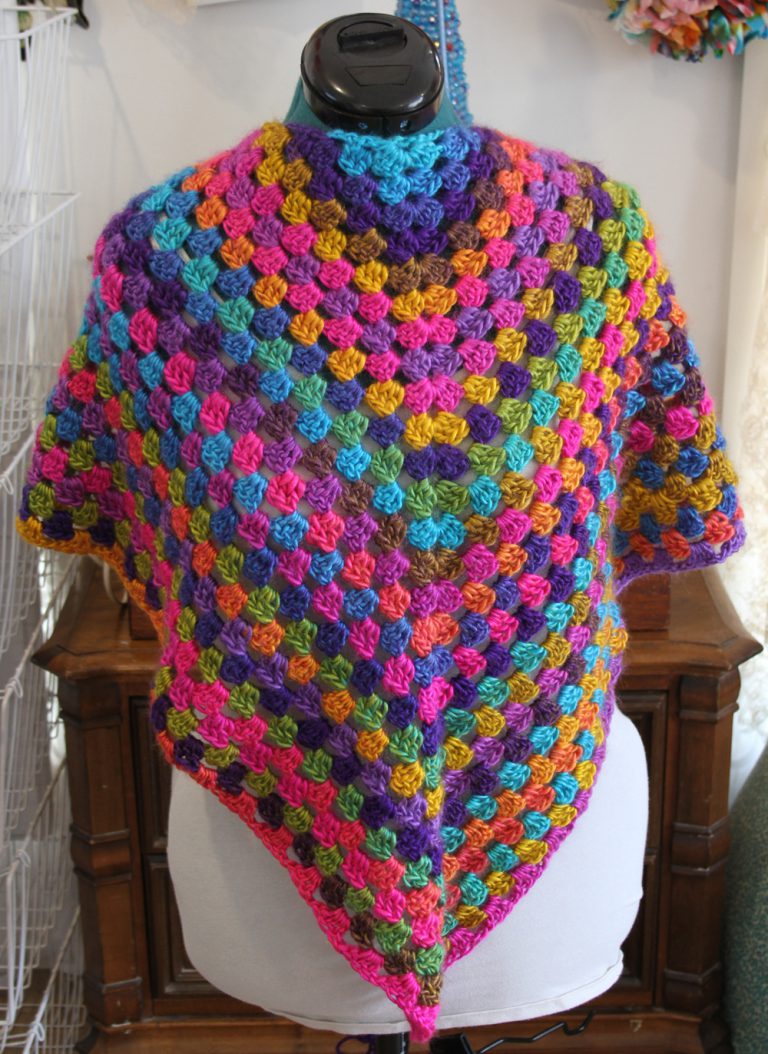 Tutorial - How to make a Half Granny Square Scarf - Cate Ruth